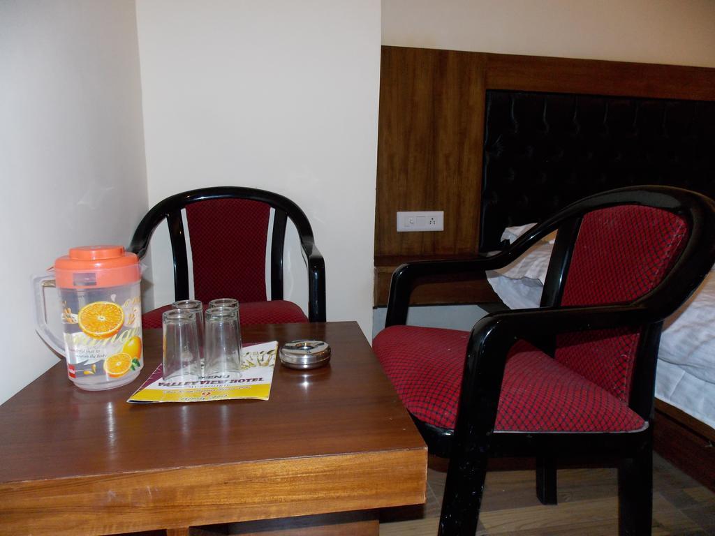 Valley View Hotel Mussoorie Ngoại thất bức ảnh