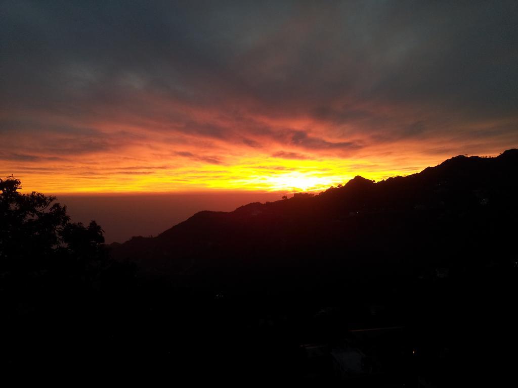 Valley View Hotel Mussoorie Phòng bức ảnh